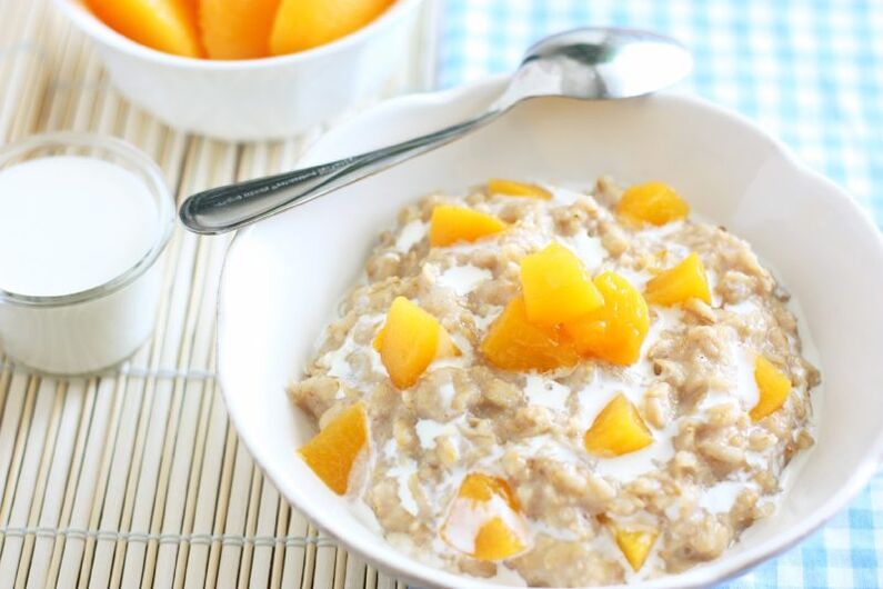 Avena con frutas para la gastritis