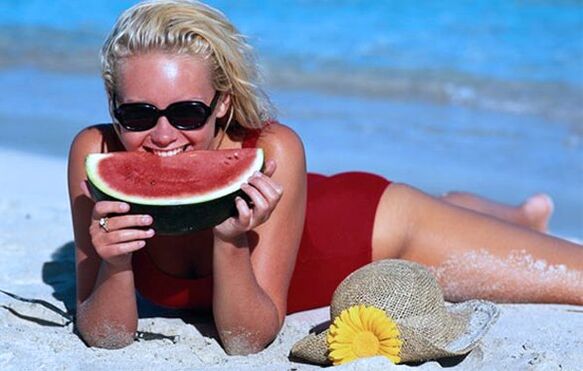 La dieta de la sandía se observa mejor en verano. 